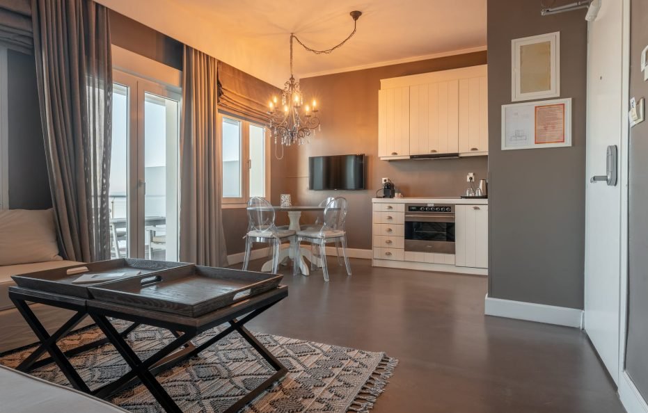 SEAGULL suite COCO-MAT with panoramic sea view