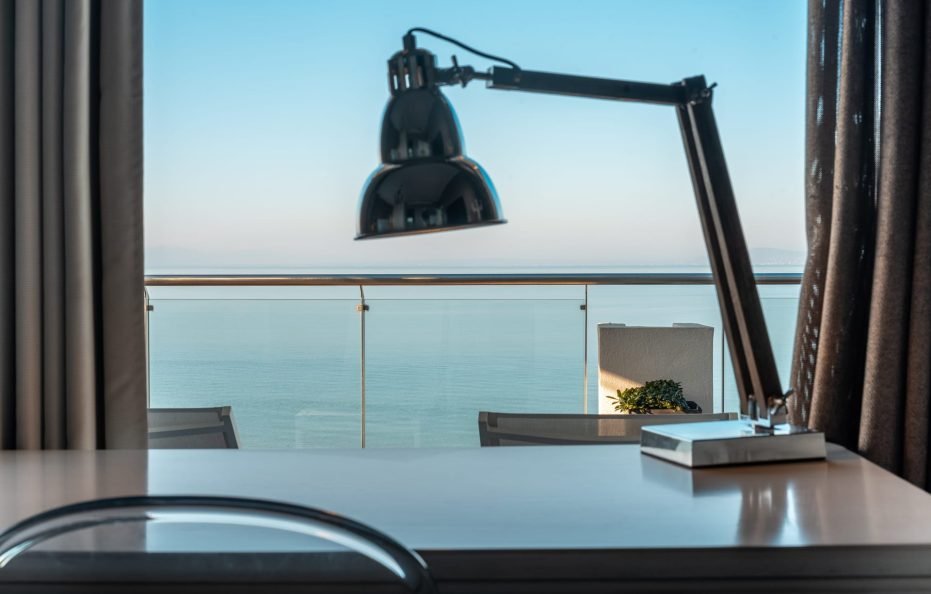 SEAGULL suite COCO-MAT with panoramic sea view