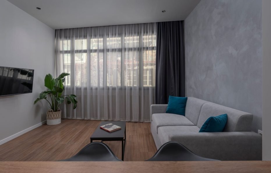 Hebrard Suite