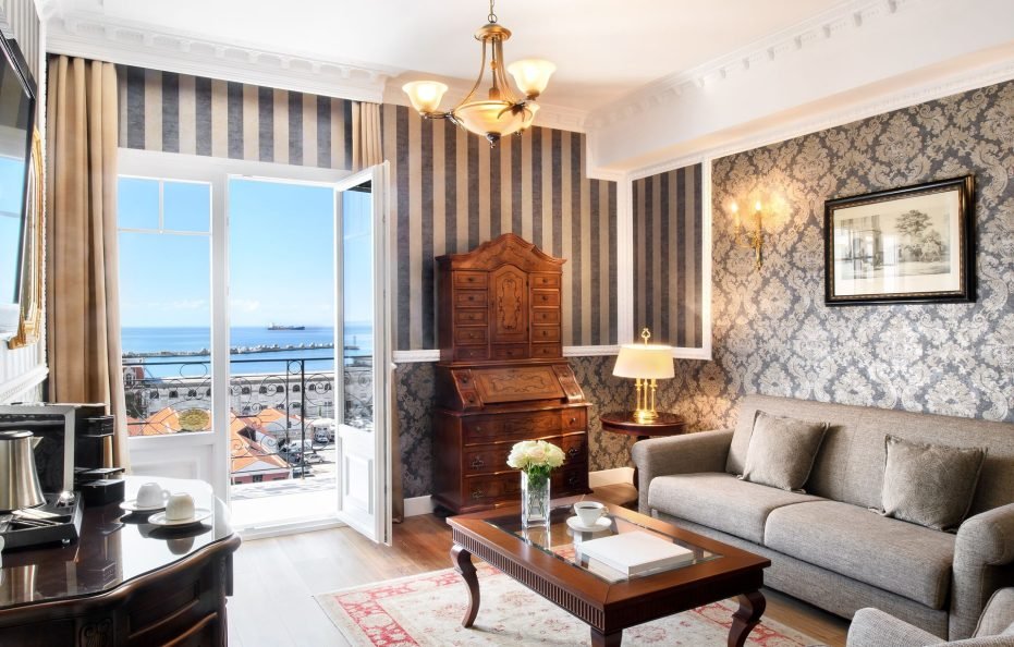 Sea View Executive Suite