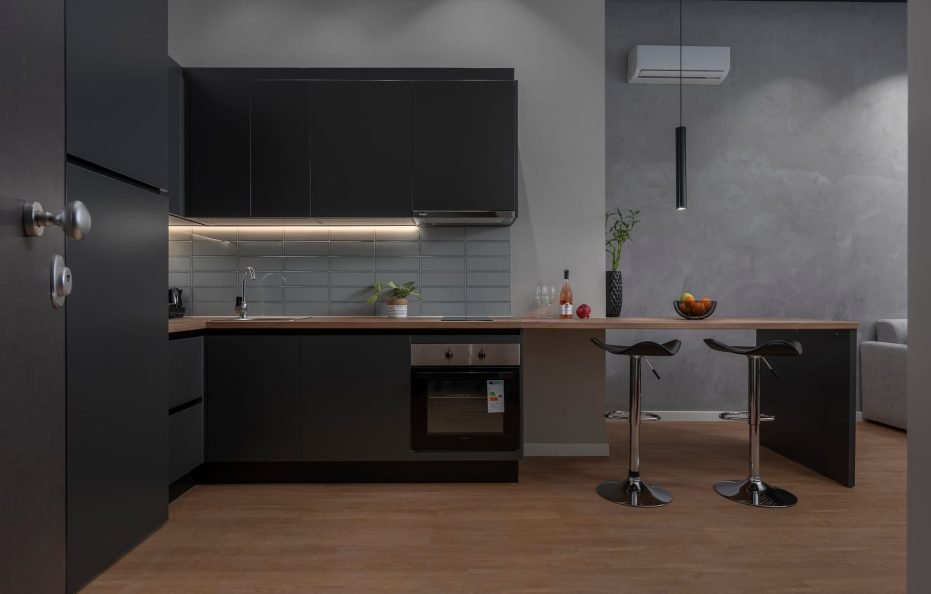 Hebrard Industrial Suites