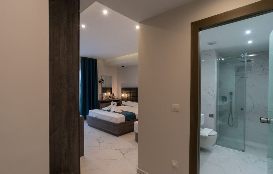 Deluxe Triple Room with balcony