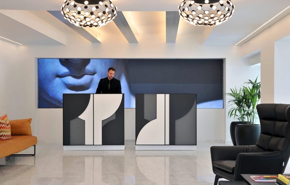 The Athenaeum Luxury Hotel